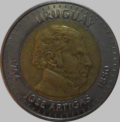 10 песо 2000 Уругвай.
