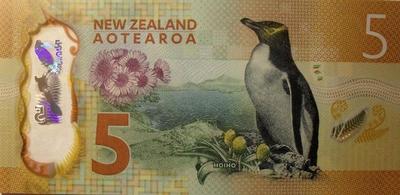 5 долларов 2015 Новая Зеландия.