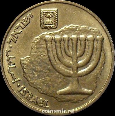 10 агор 2013 Израиль. Менора-золотой семирожковый светильник.