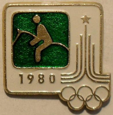 Значок Конный спорт. Олимпиада 1980 в Москве.