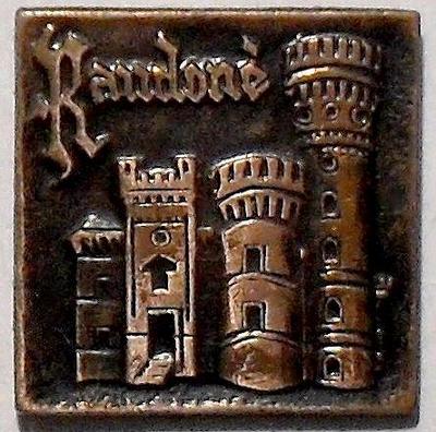 Значок Литва Раудонский замок.