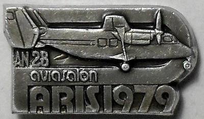 Значок АН-28 Авиасалон Париж-1979.