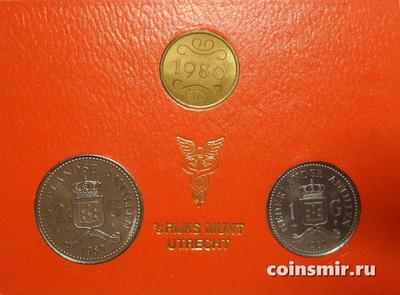 Набор из 2 монет и жетона 1980 Нидерландские Антильские острова.