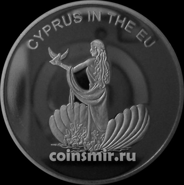 100 лир 2004 Мальтийский орден. Кипр в Евросоюзе.