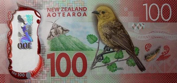 100 долларов 2016 Новая Зеландия. Желтоголовая мохуа.