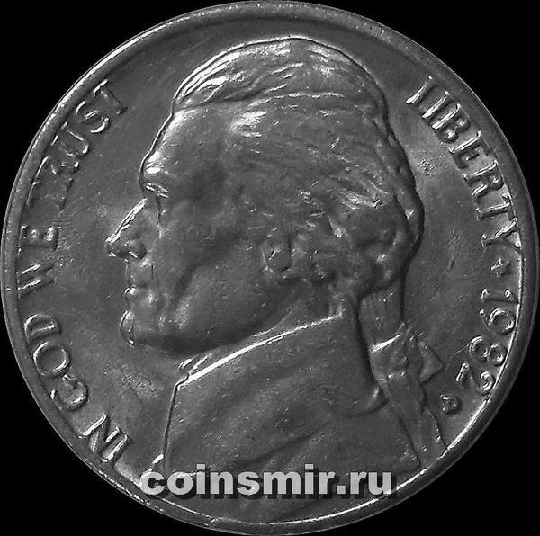 5 центов 1982 D США.
