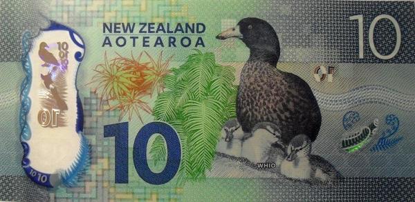 10 долларов 2015 Новая Зеландия.